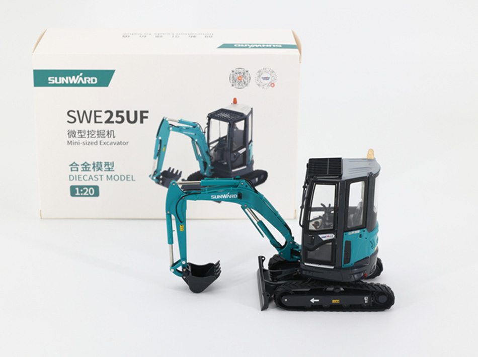 Модели нави мукаммалшудаи 1:20 аслии SUNWARD SWE25UF хӯлаи хурд