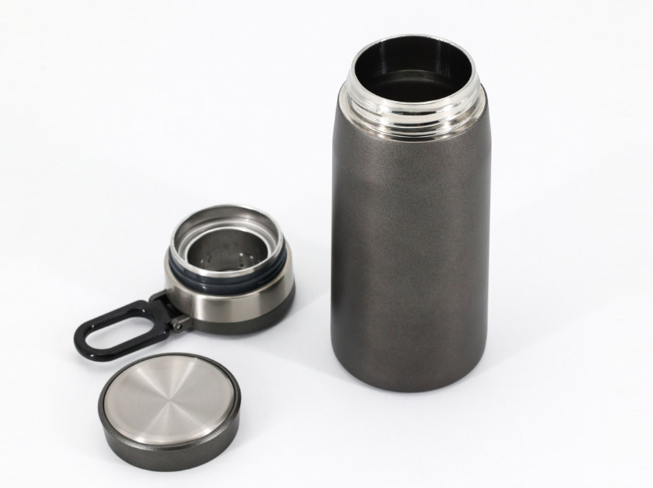 Купаҳои изолятсионии фармоишии Sunward 304 аз пӯлоди зангногир 600ML кружкаҳои иқтидори калон